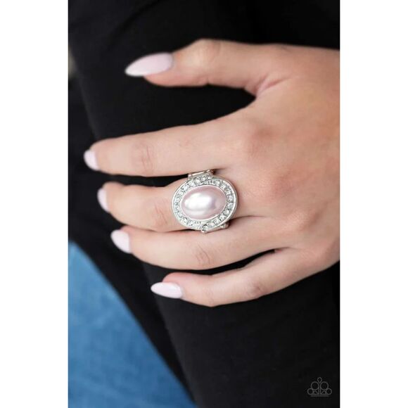 The Royale Treatment Pink Ring (153) - Picture 1 of 2
